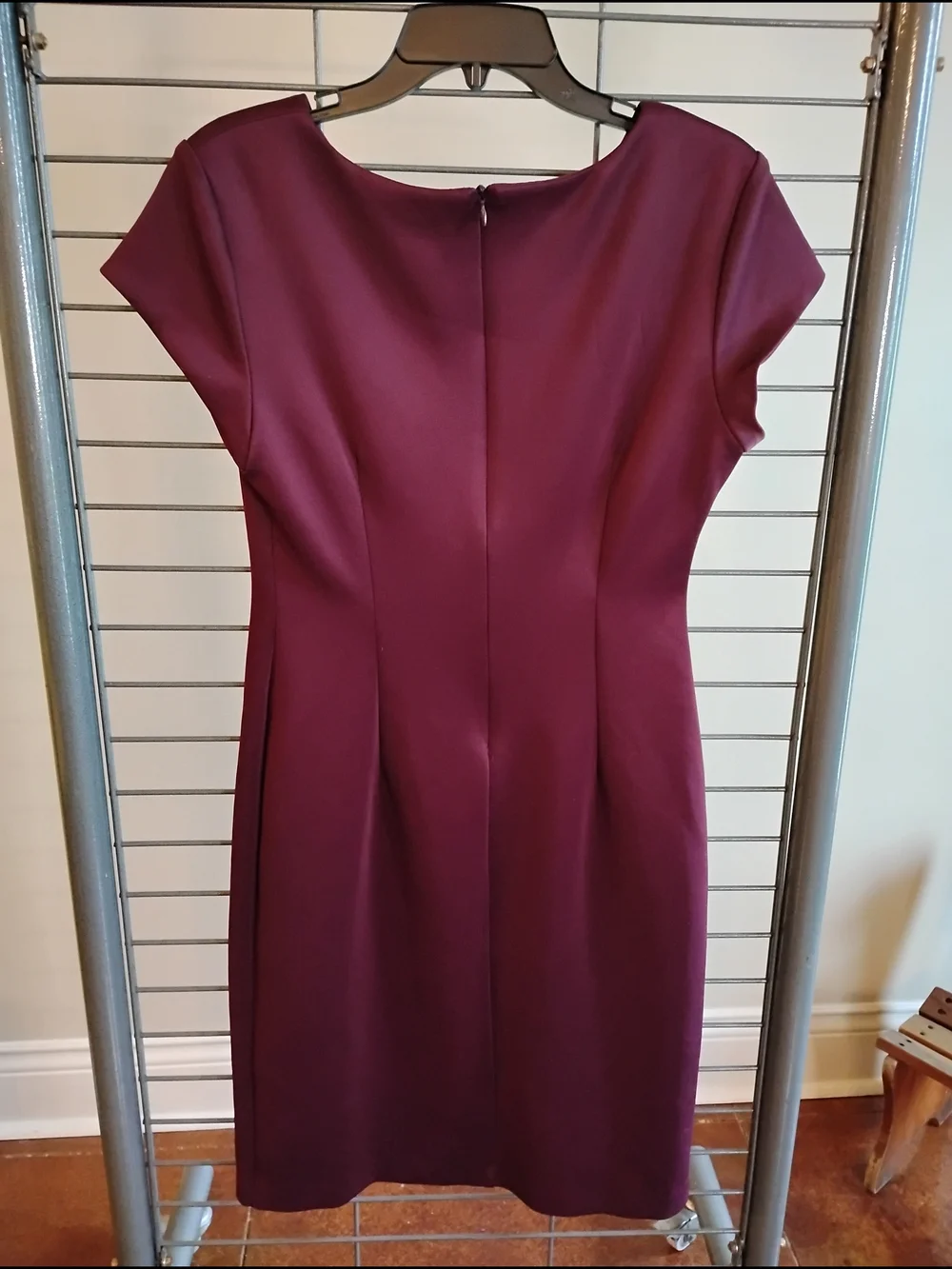 Connected‎ apparel Burgundy Lace-Front Midi Dress Size 8